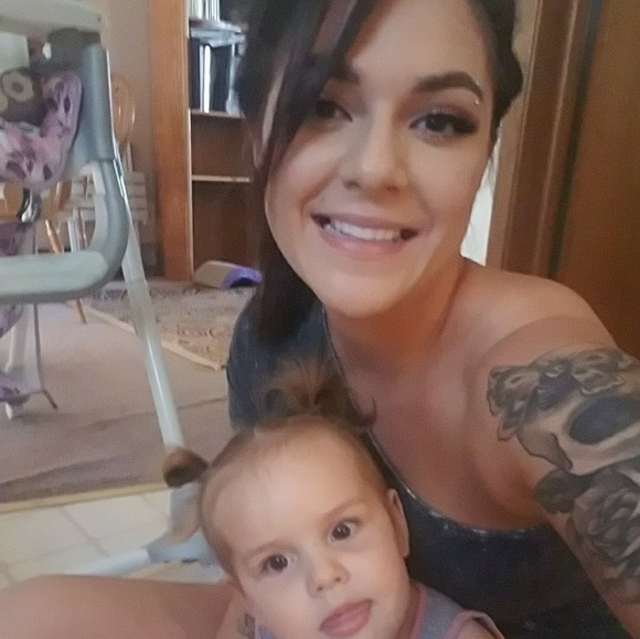 Meet your Posher, Christina - Picture 6 of 9